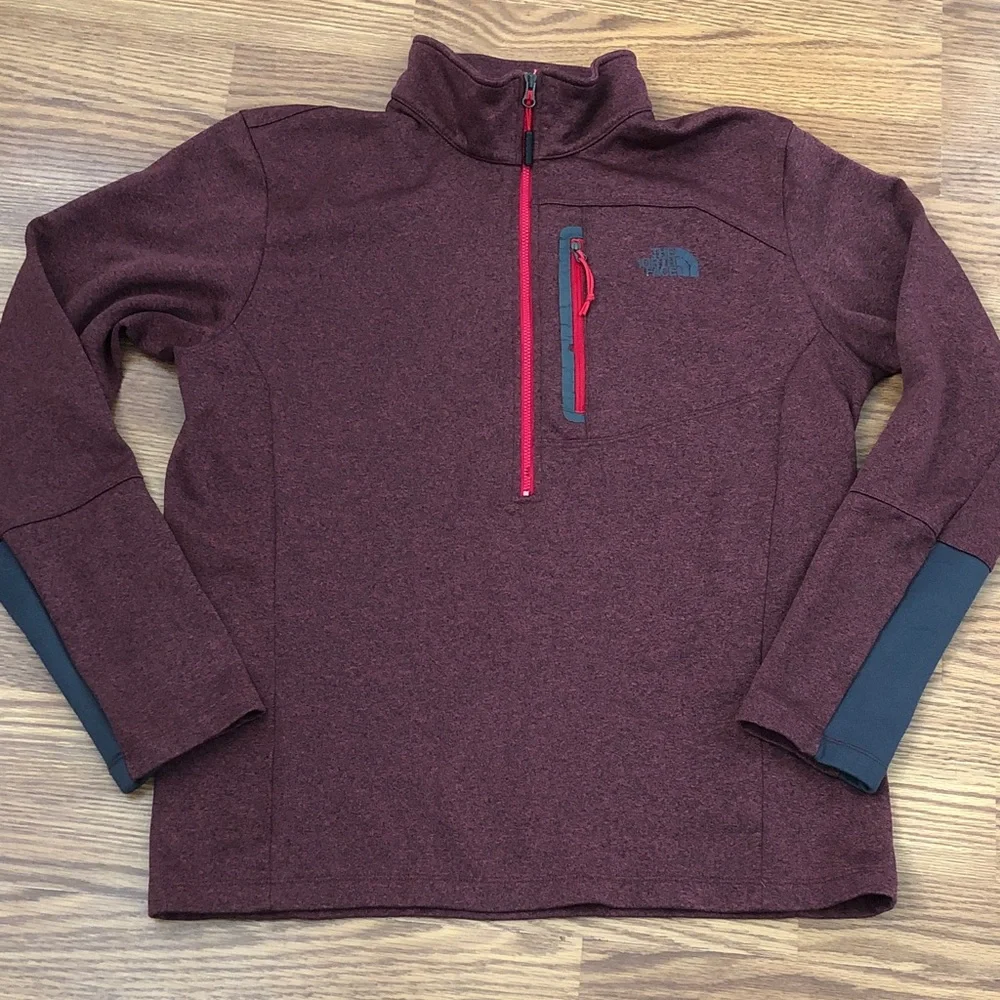 The North Face Men’s heathered rust half Zip-Up pullover